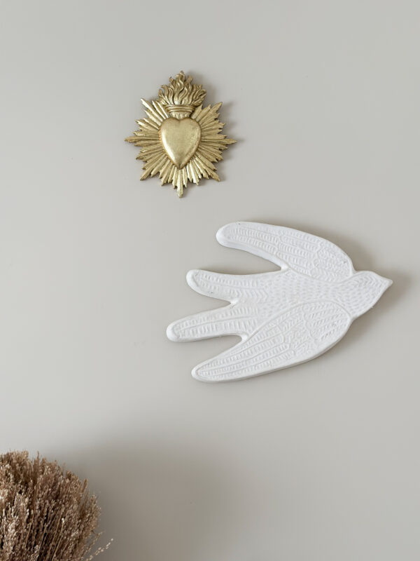 Hirondelle en papier maché