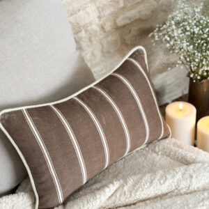 Housse de coussin rayé - brun